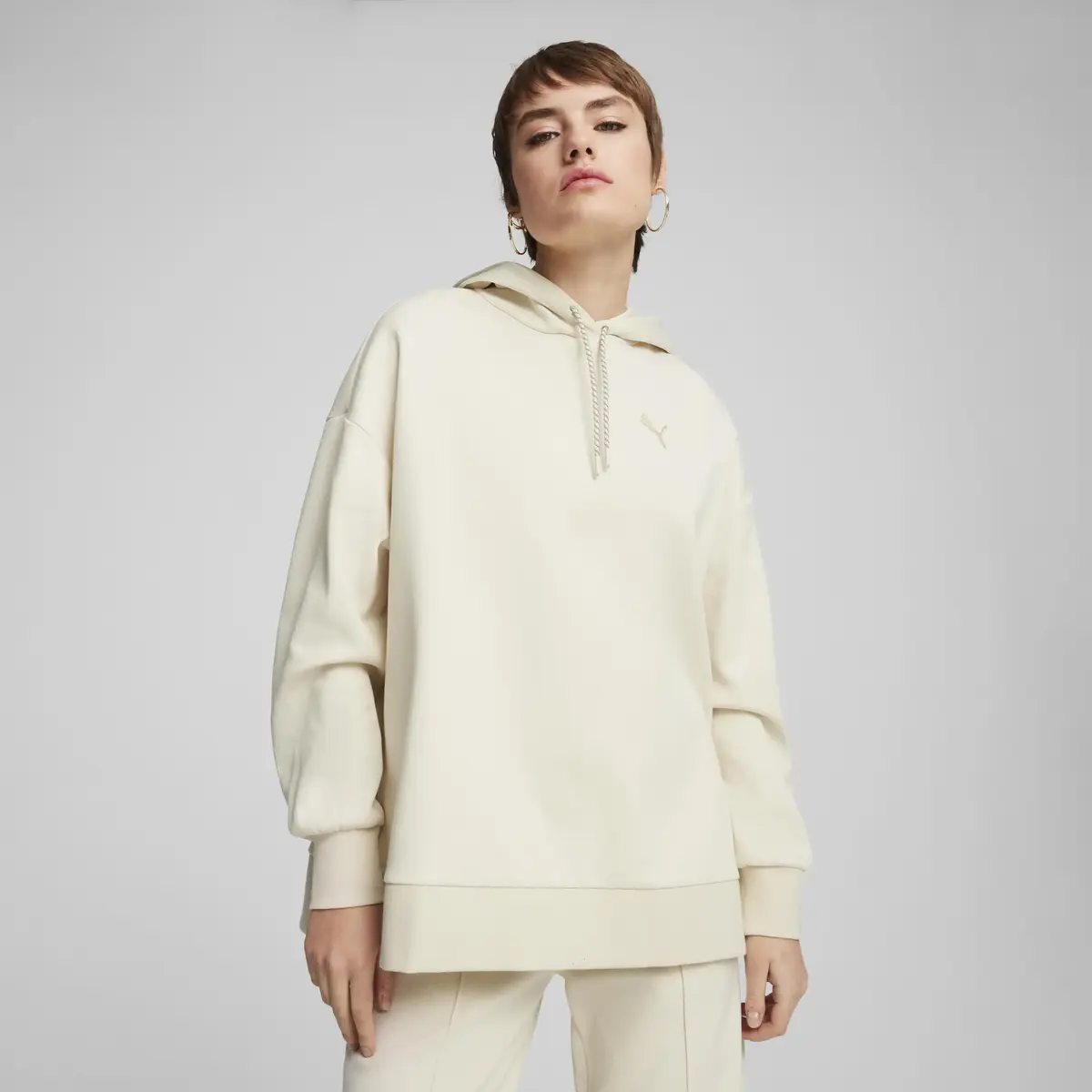 Puma CLASSICS Oversized Hoodie Kırık Beyaz Kadın Hoodie
