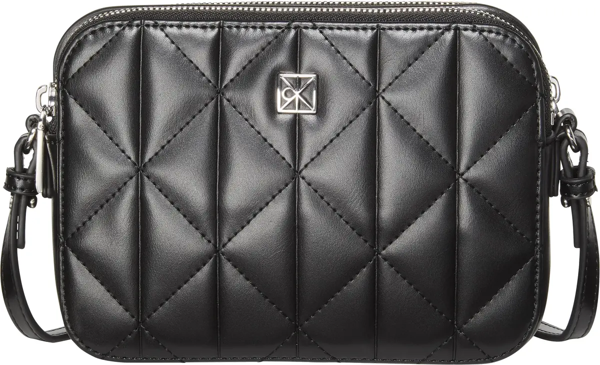 Calvin Klein QUILTED CAMERA BAG Kadın Siyah Omuz Çanta