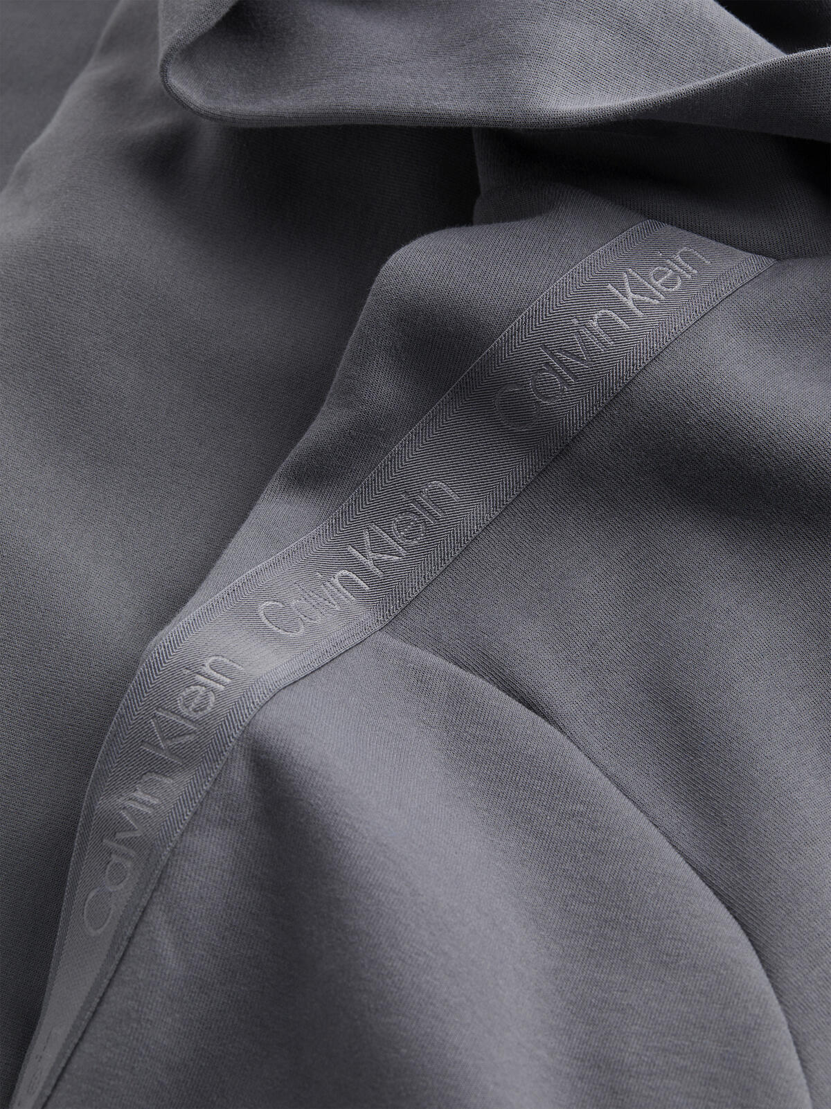 Calvin Klein TONAL DEBOSSED LOGO Erkek Gri Hoodie
