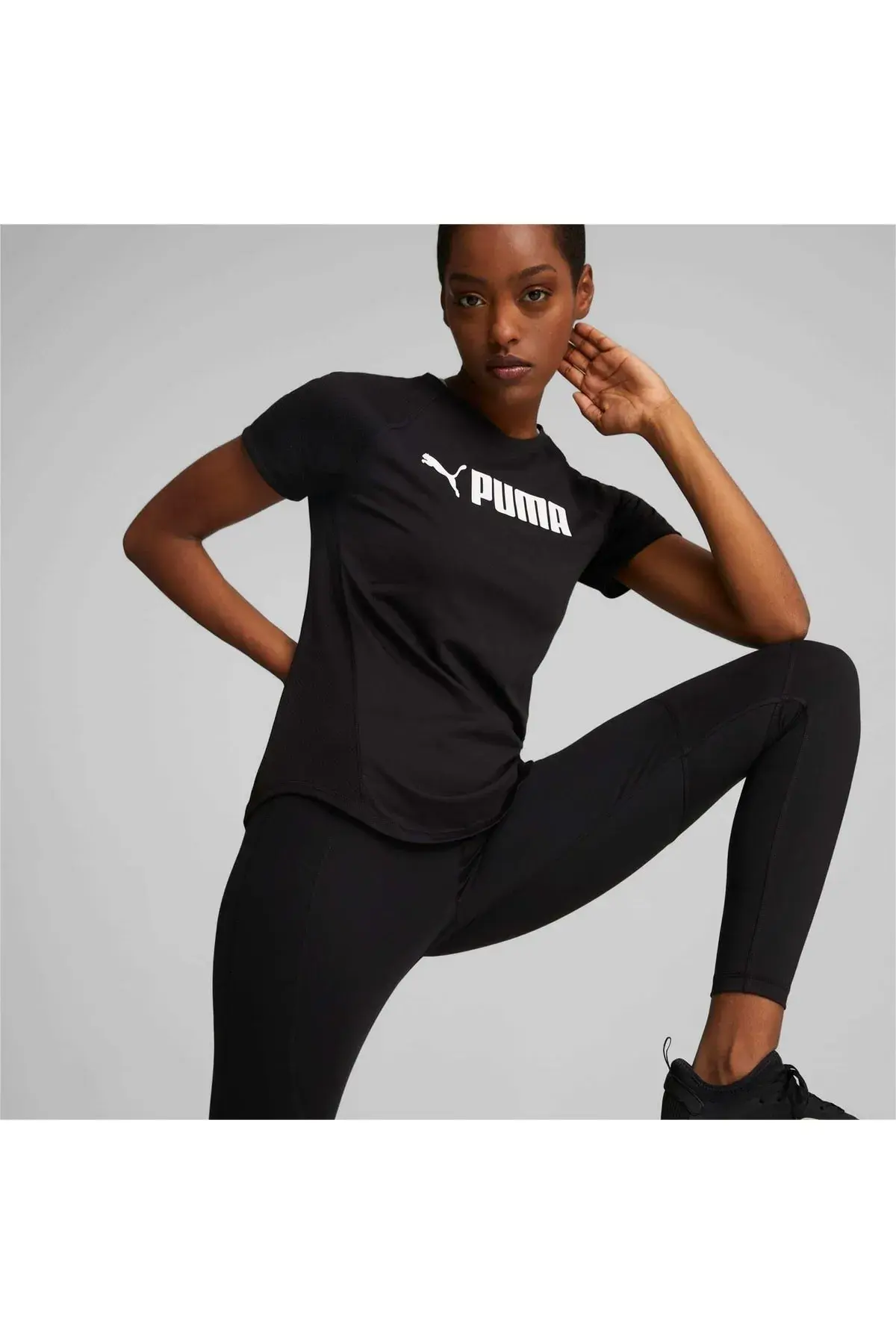 Puma Fit Logo Tee Siyah Kadın T-shirt