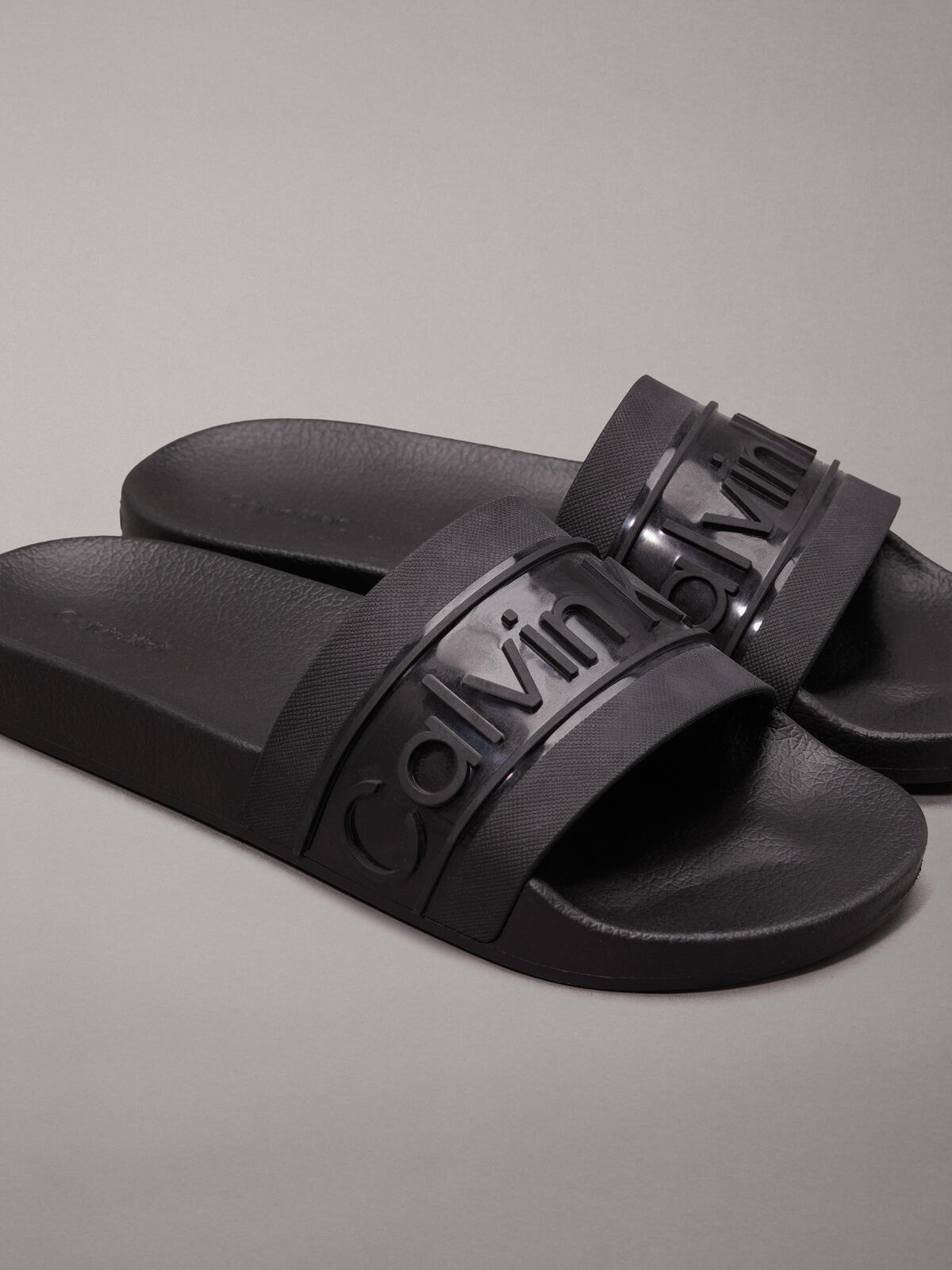 Calvin Klein SLIDE TPU SAFFIANO Kadın Siyah Terlik