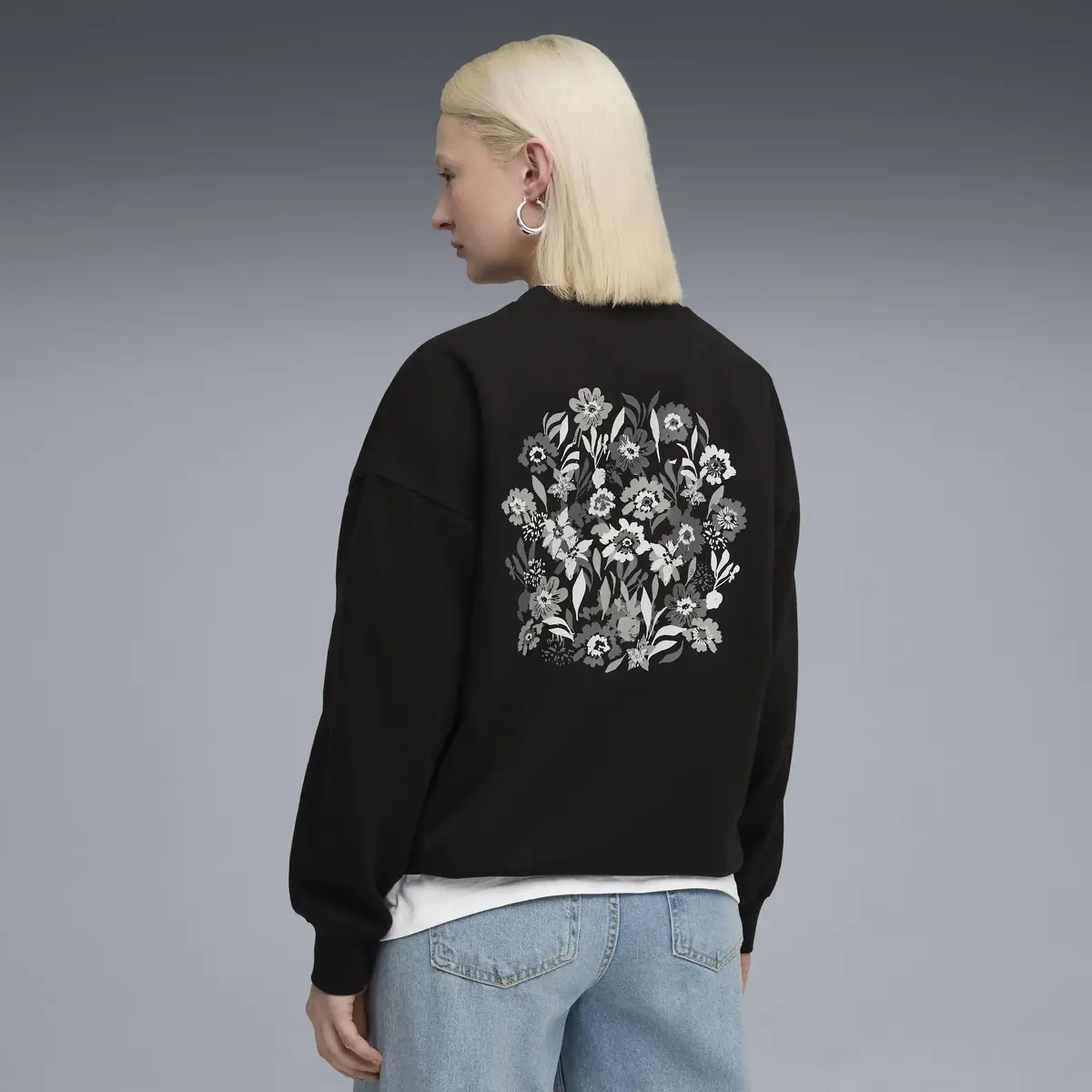 Puma ESS NATURE 2.0 Crew Siyah Kadın Sweatshirt