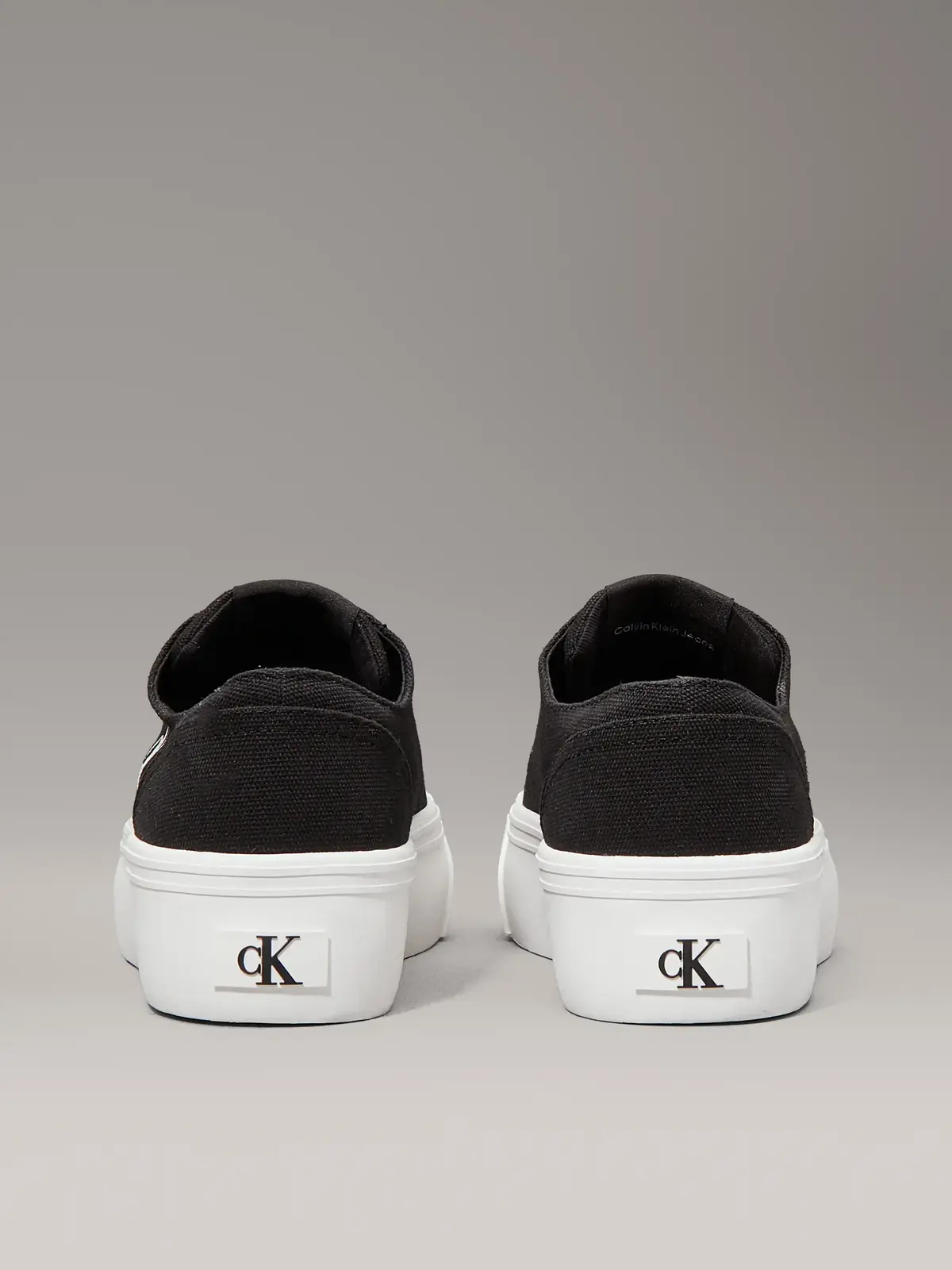 Calvin Klein Siyah / Beyaz Kadın Spor Ayakkabı & Sneaker