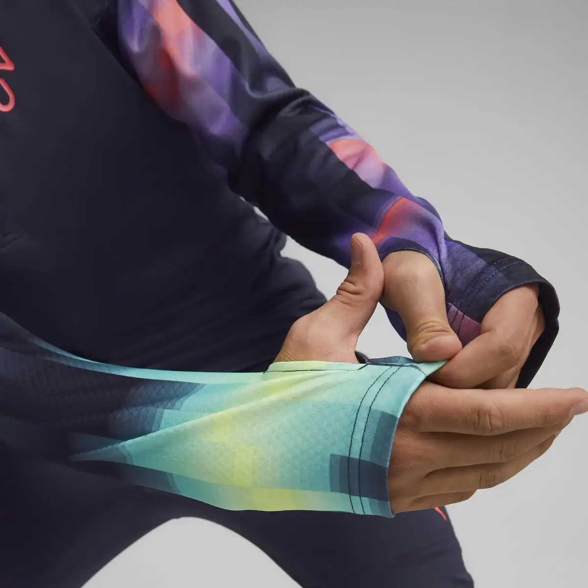 Puma Neymar Jr 24/7 Training Top Erkek Takım Forması