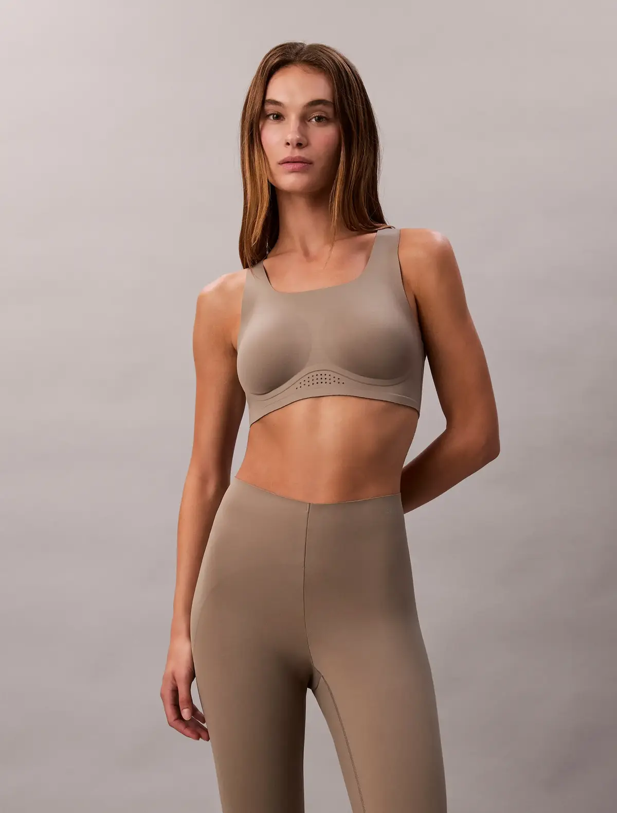 Calvin Klein INVISIBLES HIGH SUPP Bej Sporcu Sütyeni Bra