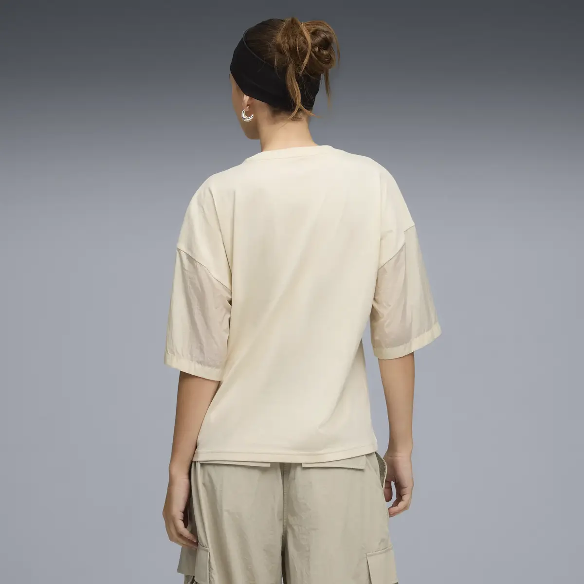 Puma HER Tee Krem Kadın T-Shirt & Polo