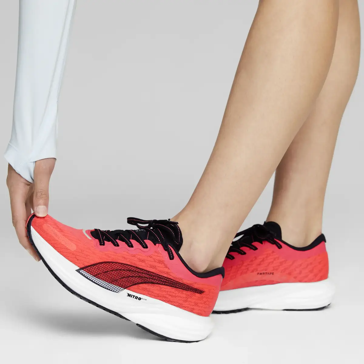 Puma Deviate Nitro 2 Wns Pembe Kadın Yürüyüş ve Koşu Ayakkabısı