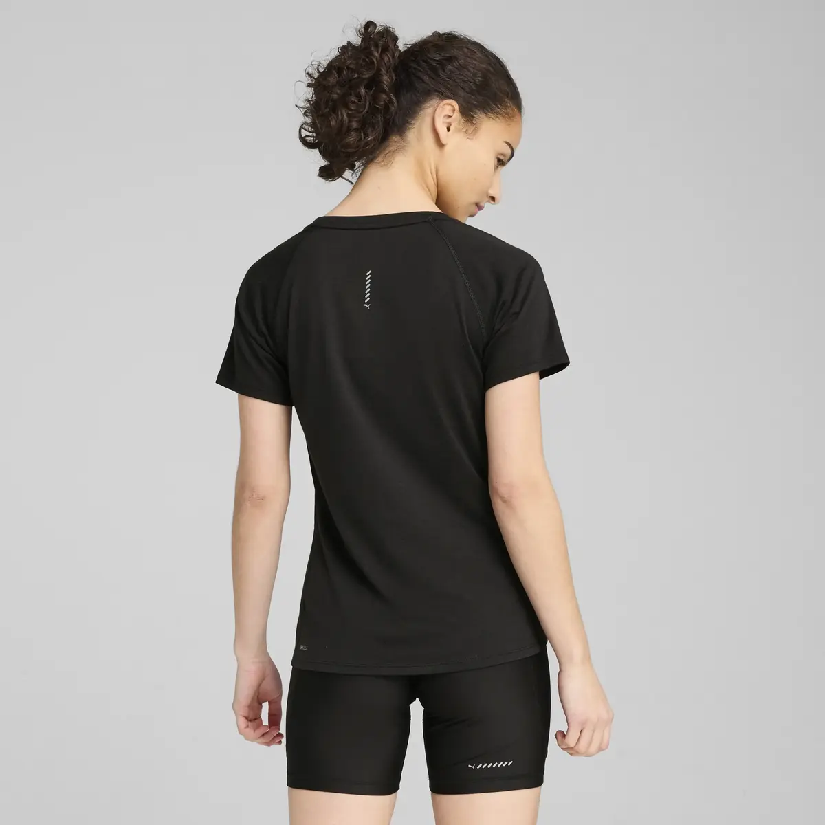 PUMA W RUN VELOCITY TEE (TRI-BLEND) Siyah Kadın Koşu T-Shirt