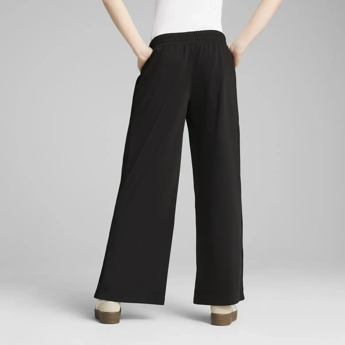 PUMA WARDROBE ESS Low Rise Pants Siyah Kadın Eşofman Altı