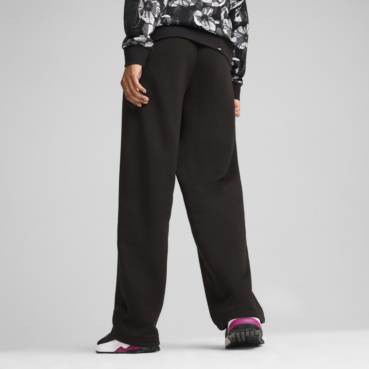 Puma ESS+ CLASS ACT Pants Siyah Kadın Eşofman Altı