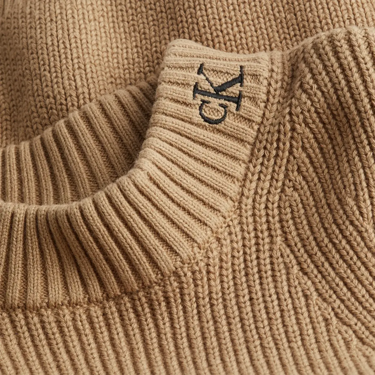 Calvin Klein CK CHUNKY VEST Kadın Kahverengi Kazak