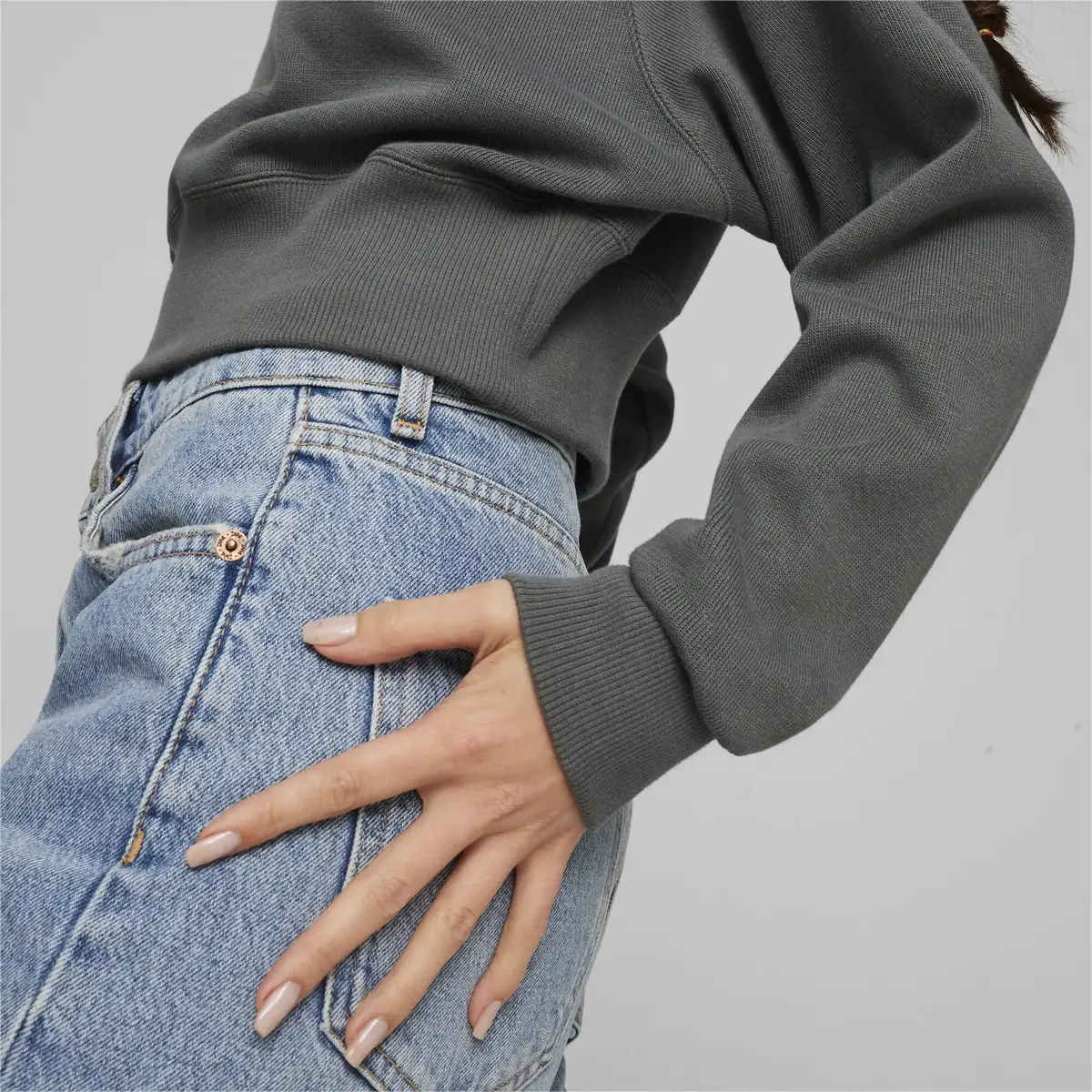 Puma CLASSICS+ Relaxed Cropped Hoodie Koyu Gri Kadın Hoodie