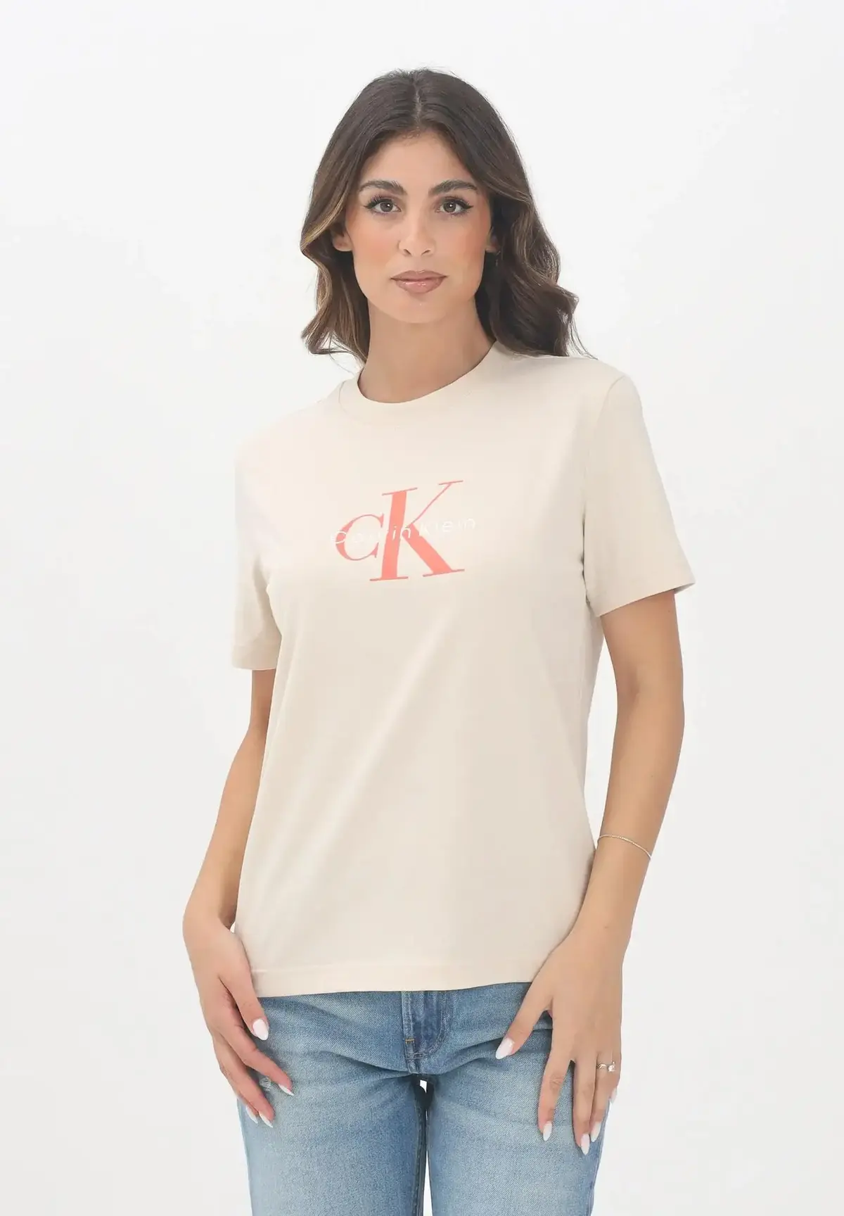 Calvin Klein HERO SS CLASSIC MONOLOGO CNECK T Bej Kadın Tişört Calvin Klein HERO SS CLASSIC MONOLOGO CNECK T Bej Kadın Tişört