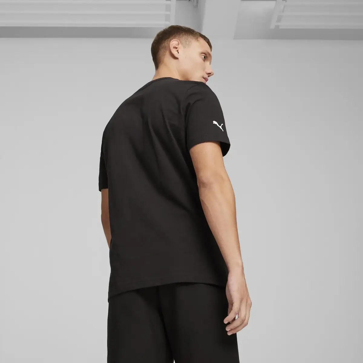 PUMA MAPF1 ESS Car Graphic Tee Siyah Erkek T-Shirt