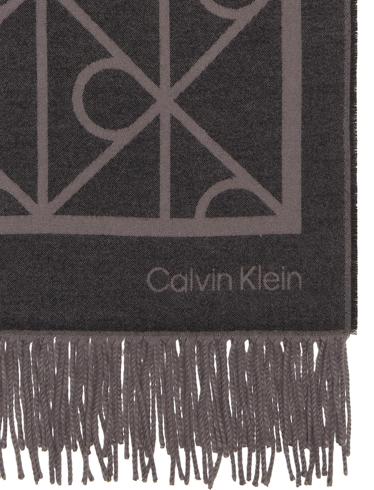 Calvin Klein EMBLEM AOP FRINGES MW SCARF Siyah Erkek Atkı Calvin Klein EMBLEM AOP FRINGES MW SCARF Siyah Erkek Atkı