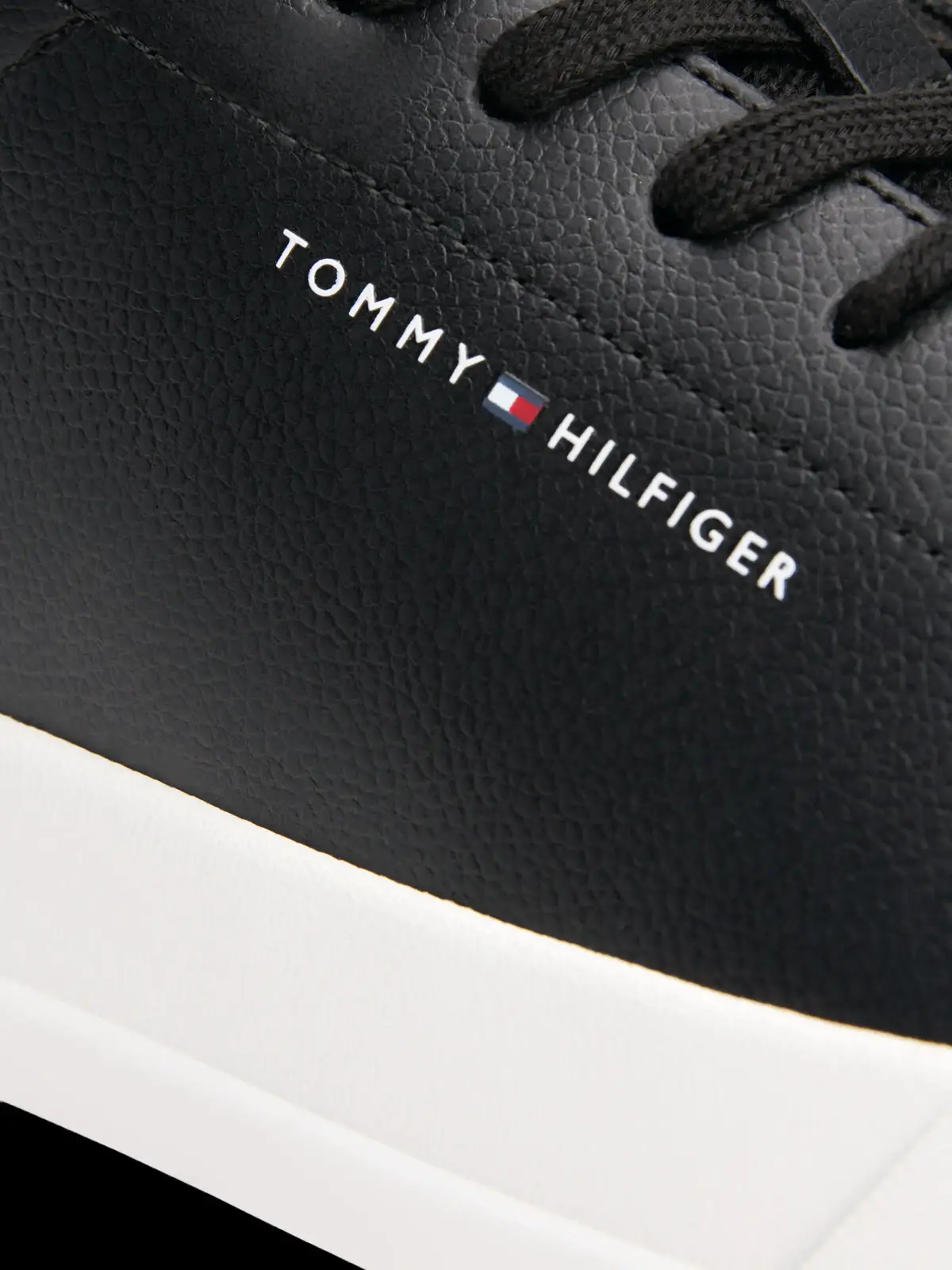 Tommy Hilfiger TH COURT LTH DETAIL, BDS Siyah Erkek Spor Ayakkabı & Sneaker