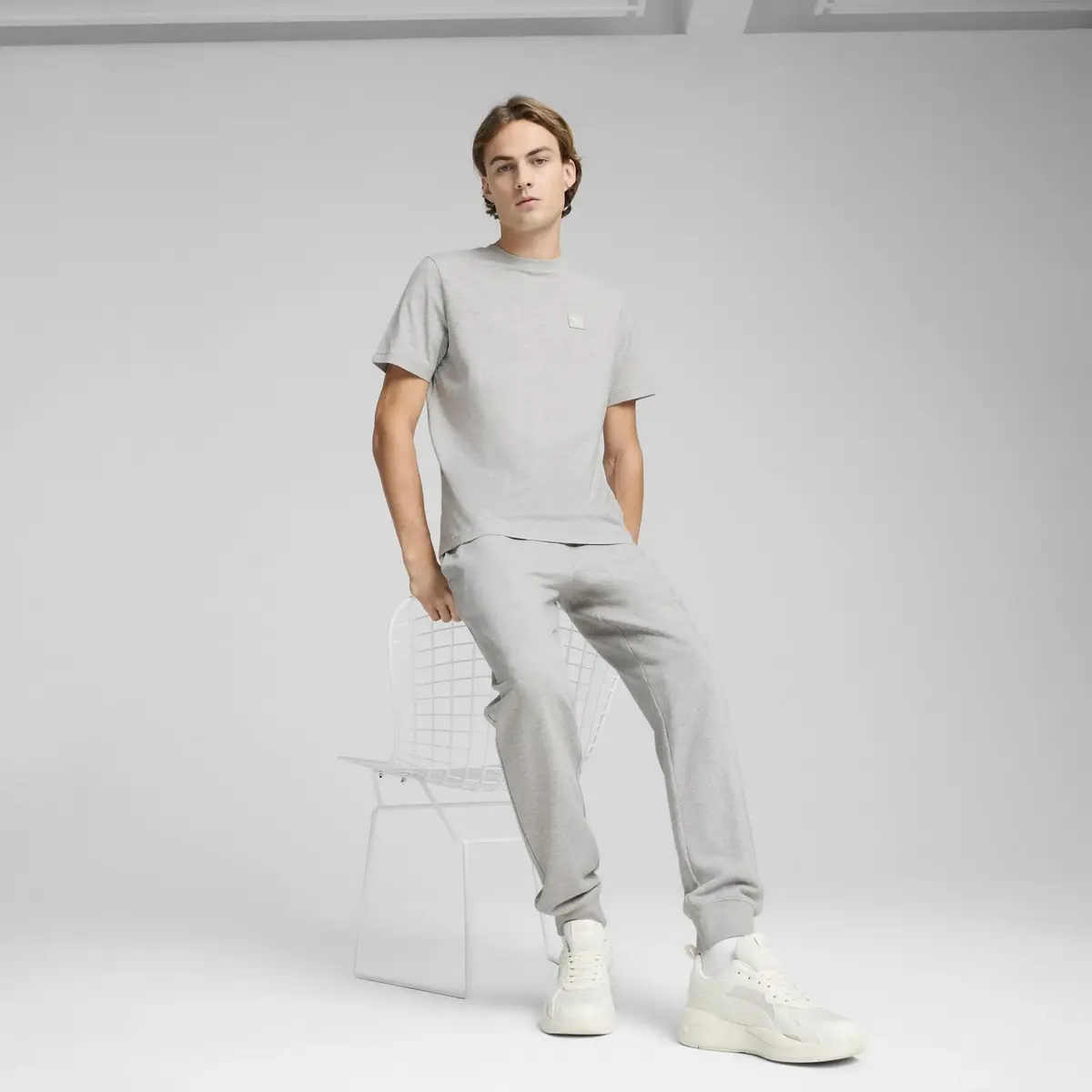 PUMA ESS ELEVATED Tee Gri Erkek T-Shirt
