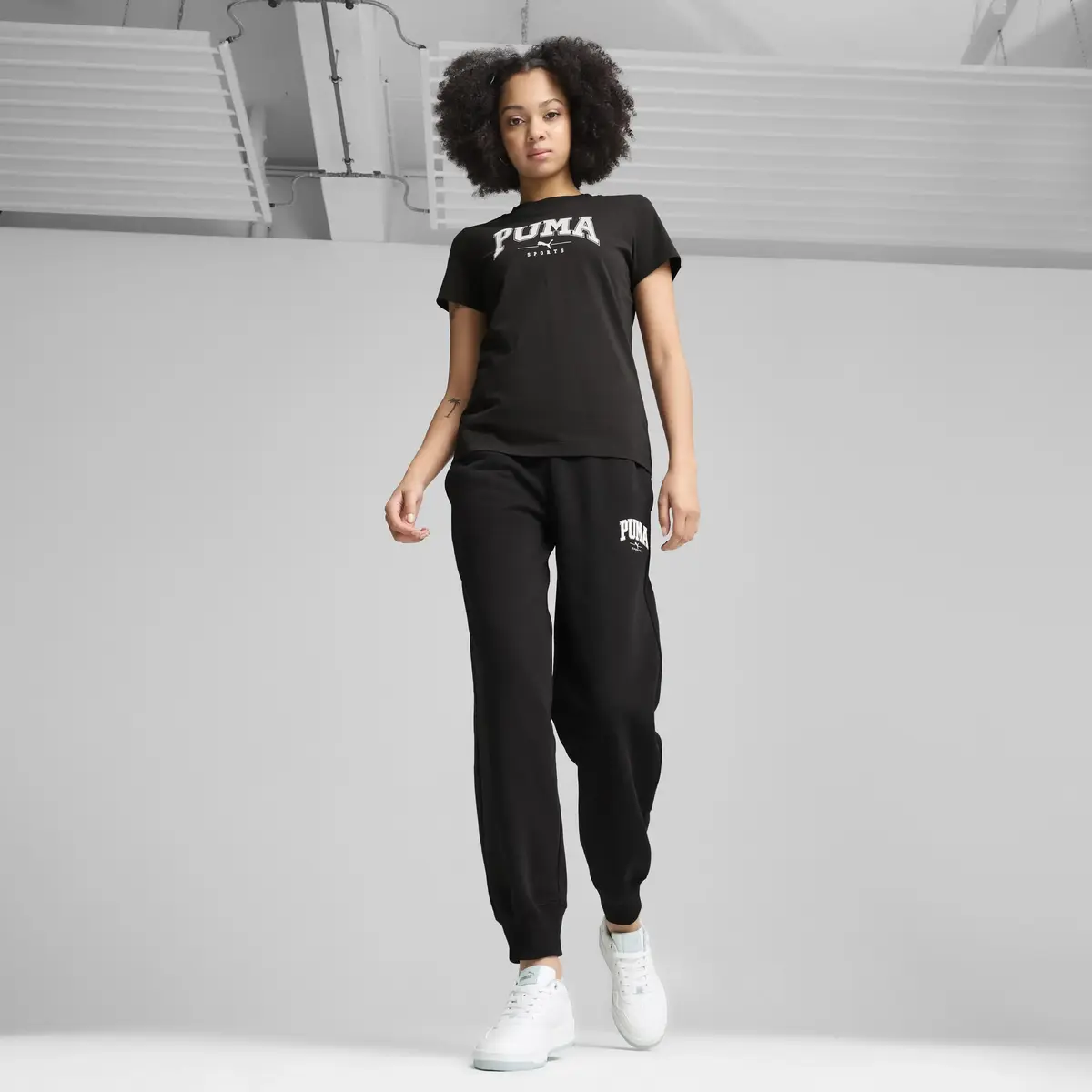 Puma SQUAD Graphic Tee Siyah Kadın T-Shirt