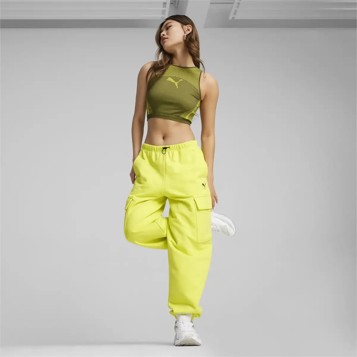 Puma Dare To Relaxed Cargo Sweatpants TR Sarı Kadın Eşofman Altı