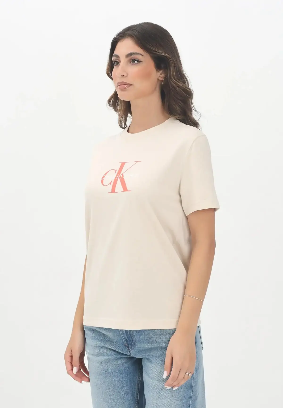 Calvin Klein HERO SS CLASSIC MONOLOGO CNECK T Bej Kadın Tişört Calvin Klein HERO SS CLASSIC MONOLOGO CNECK T Bej Kadın Tişört