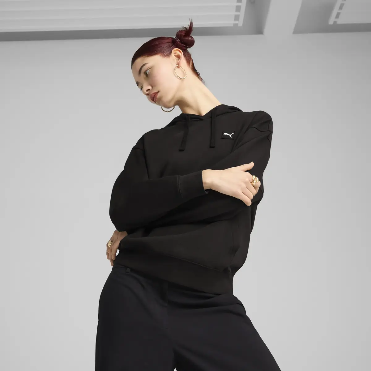 PUMA ESS ELEVATED ComfortHoodieTR Kadın Siyah Hoodie