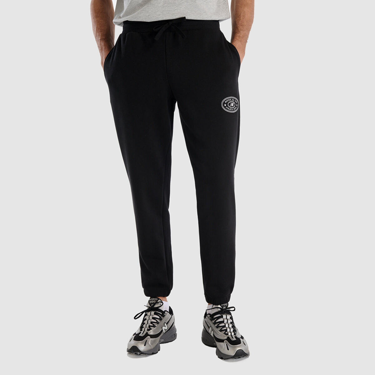 New Balance MNP1508 Erkek Siyah Eşofman Altı