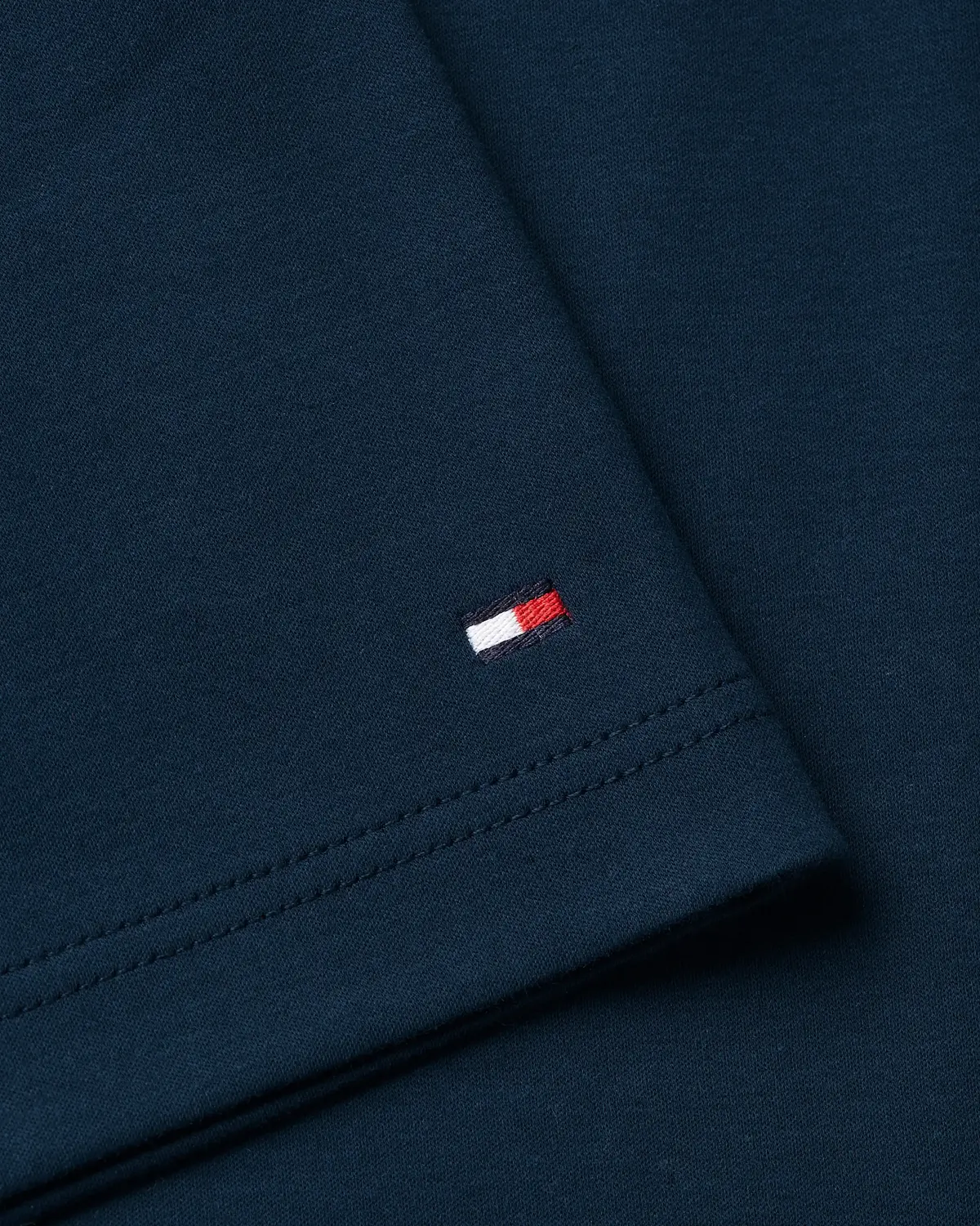 Tommy Hilfiger EMBOSSED HILFIGER CR, DAF Lacivert Erkek T-Shirt & Polo