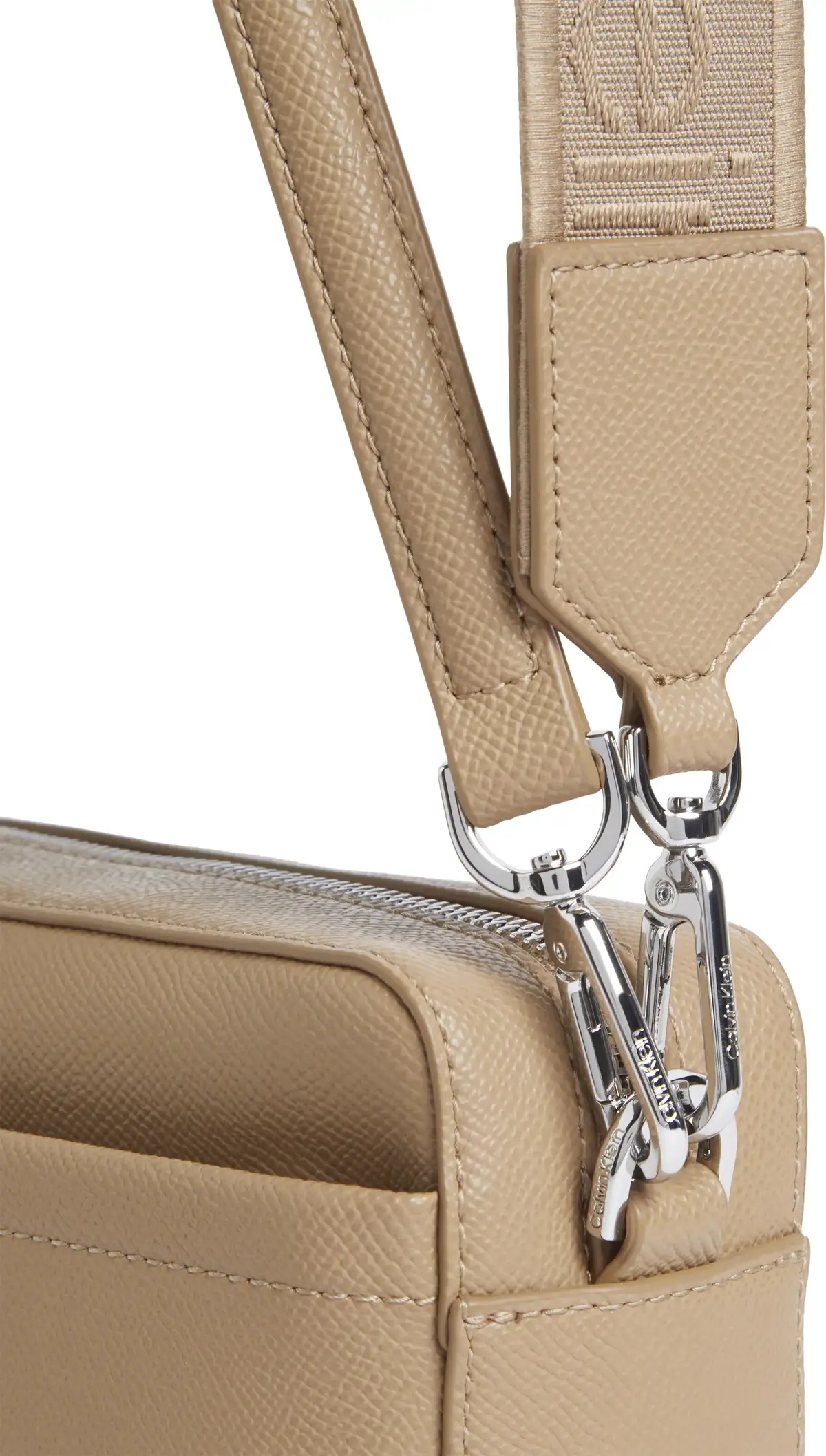 Calvin Klein CK MUST CONV CAMERA, PAI Bej Kadın Çanta