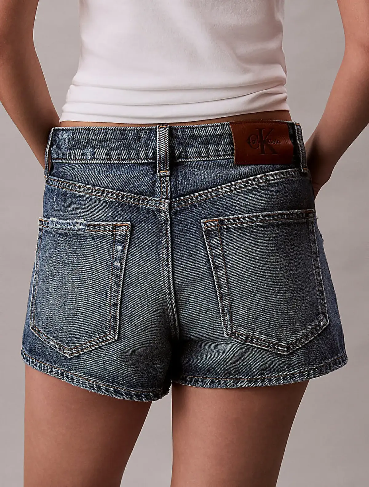 Calvin Klein HOT SHORT HUDSON BLUE Mavi Kadın Şort Calvin Klein HOT SHORT HUDSON BLUE Mavi Kadın Şort