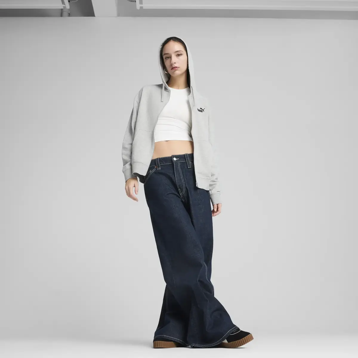 PUMA ESS Comfort Full-Zip Hoodie Gri Kadın Sweatshirt