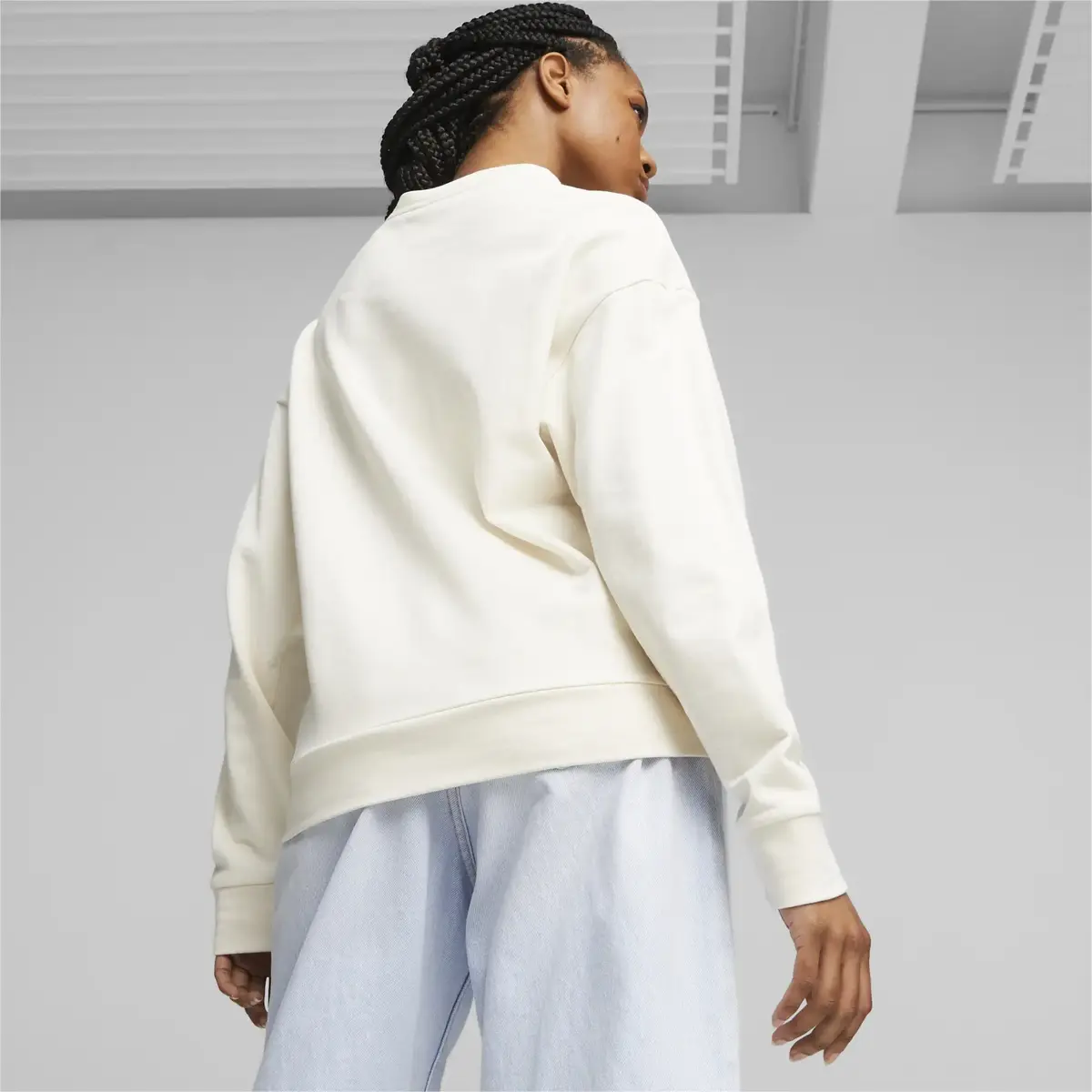 Puma BETTER ESSENTIALS Crew Bej Kadın Sweatshirt