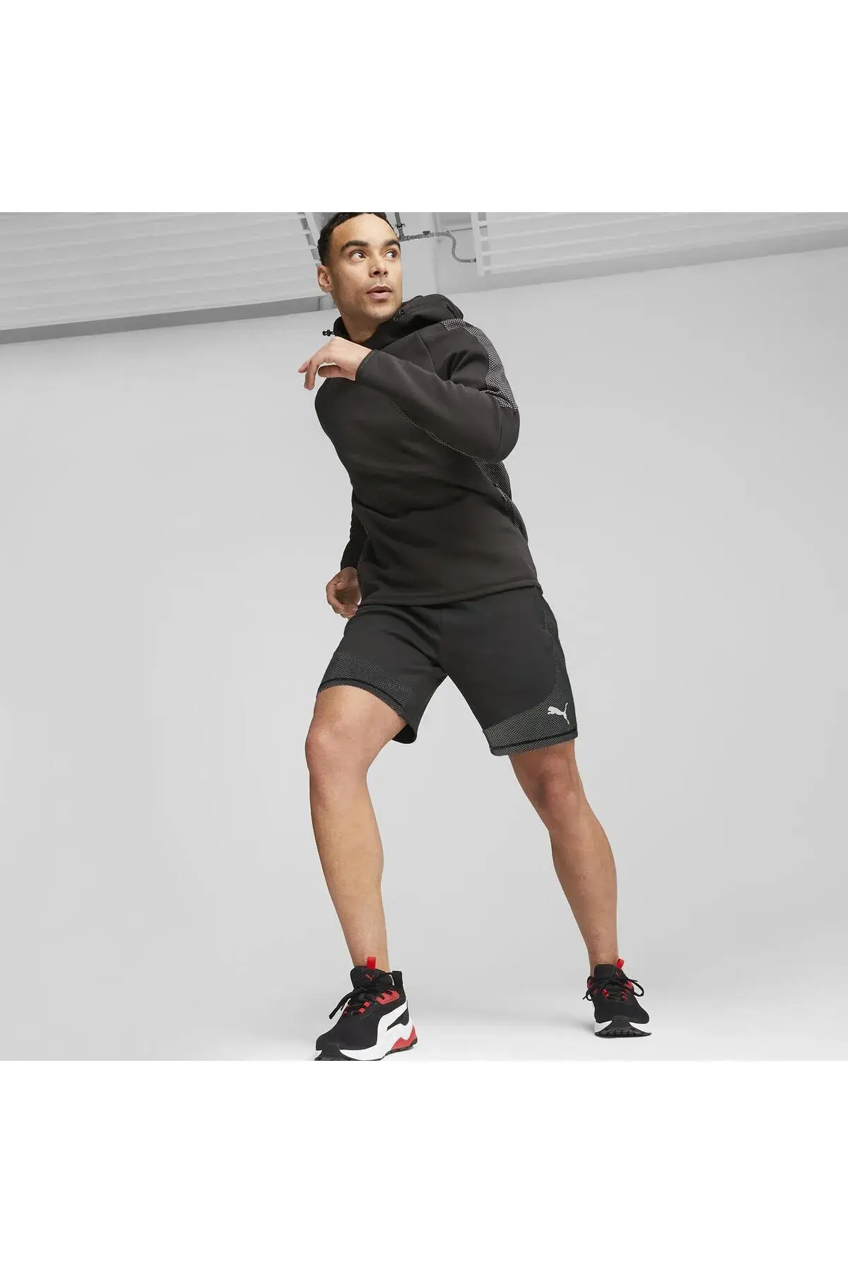 Puma EVOSTRIPE Shorts 8 DK Siyah Erkek Şort