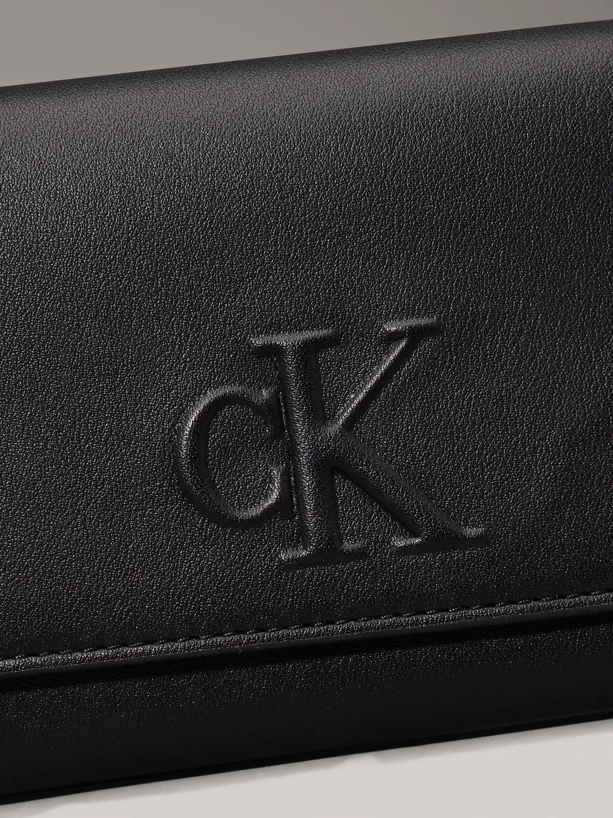 Calvin Klein Siyah Kadın Cüzdan