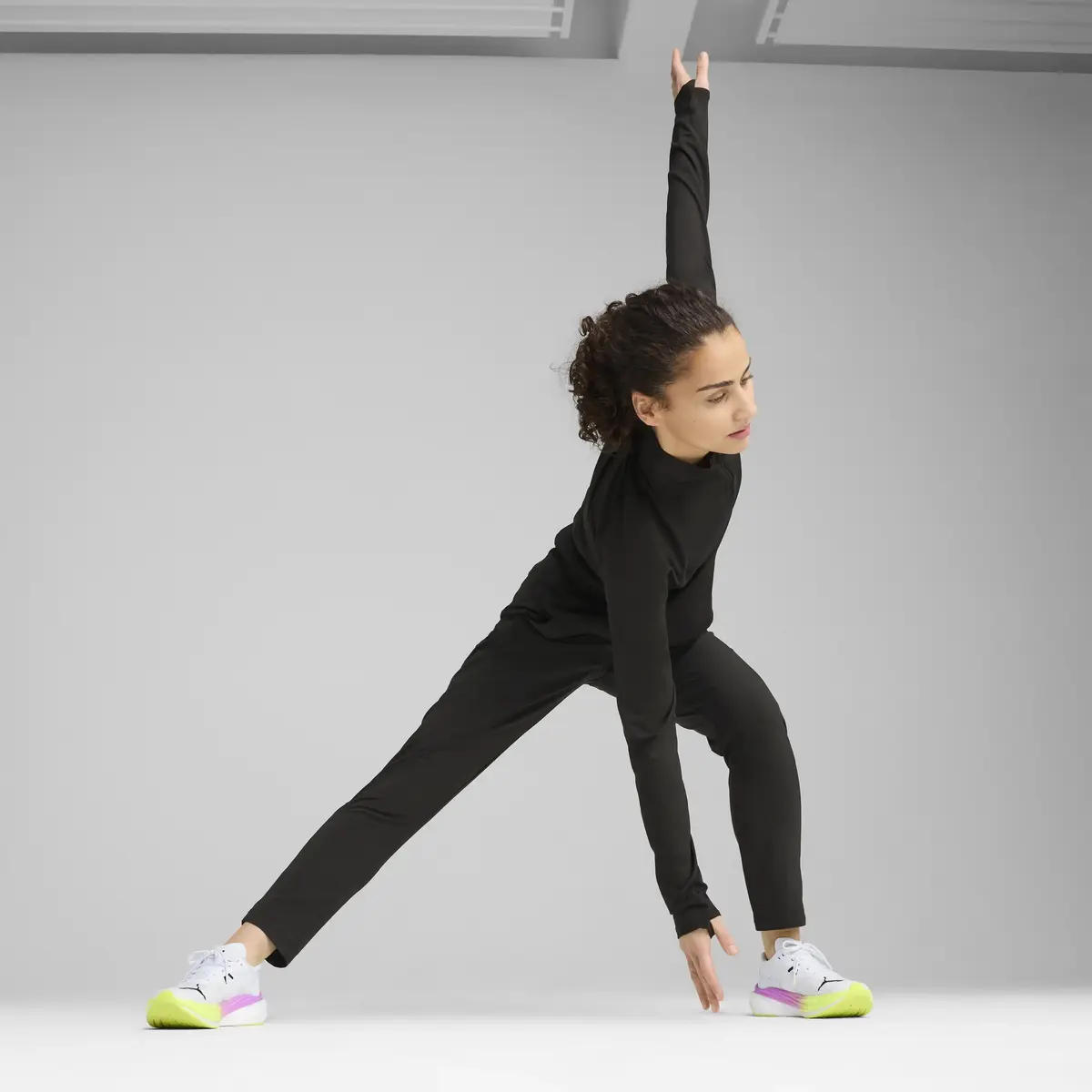 PUMA RUN VELOCITY TAPERED PANT W Siyah Kadın Eşofman Altı
