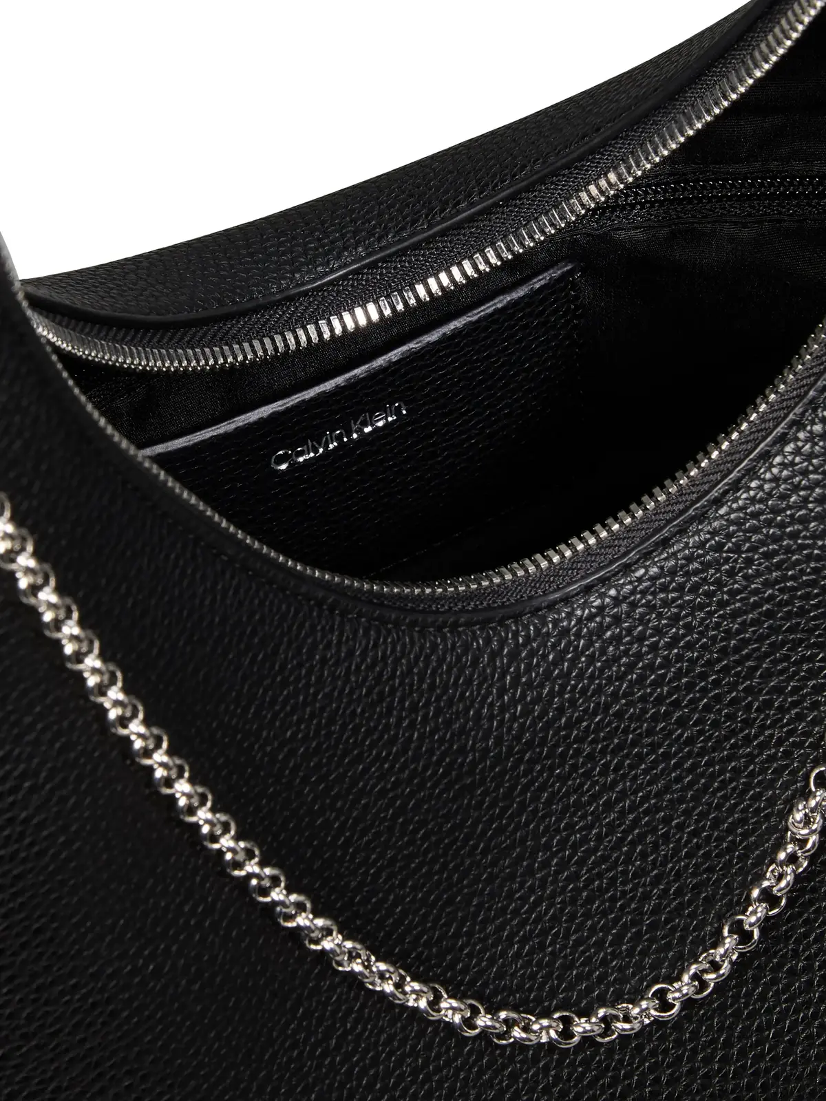Calvin Klein EMBLEM HW PEBBLE SHO Siyah Kadın Omuz Çantası