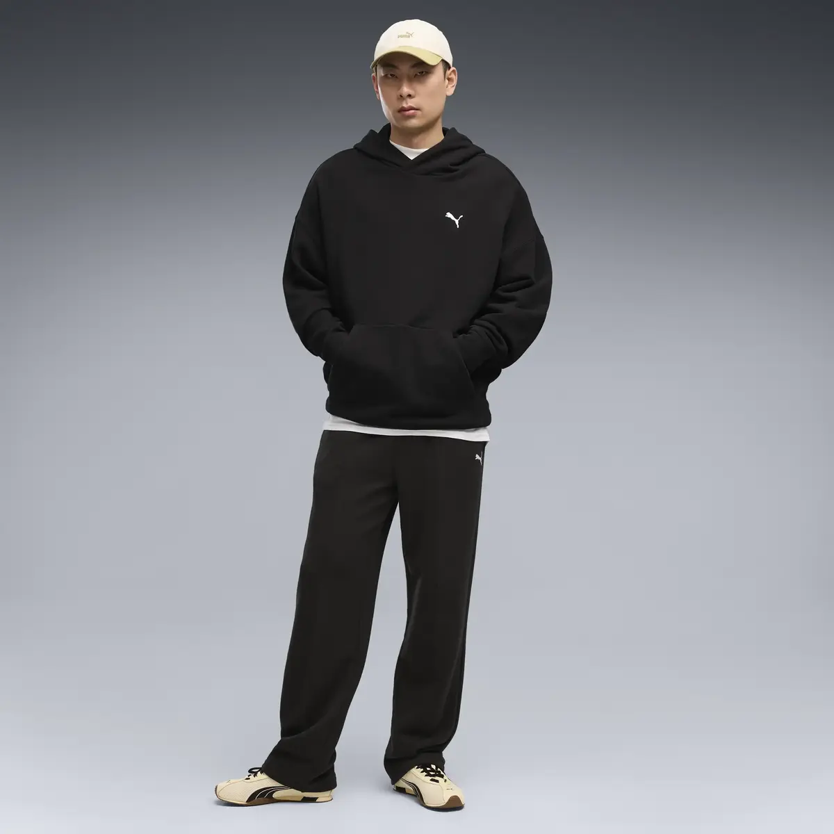 PUMA ESS Relaxed Sweatpants Siyah Erkek Eşofman Altı