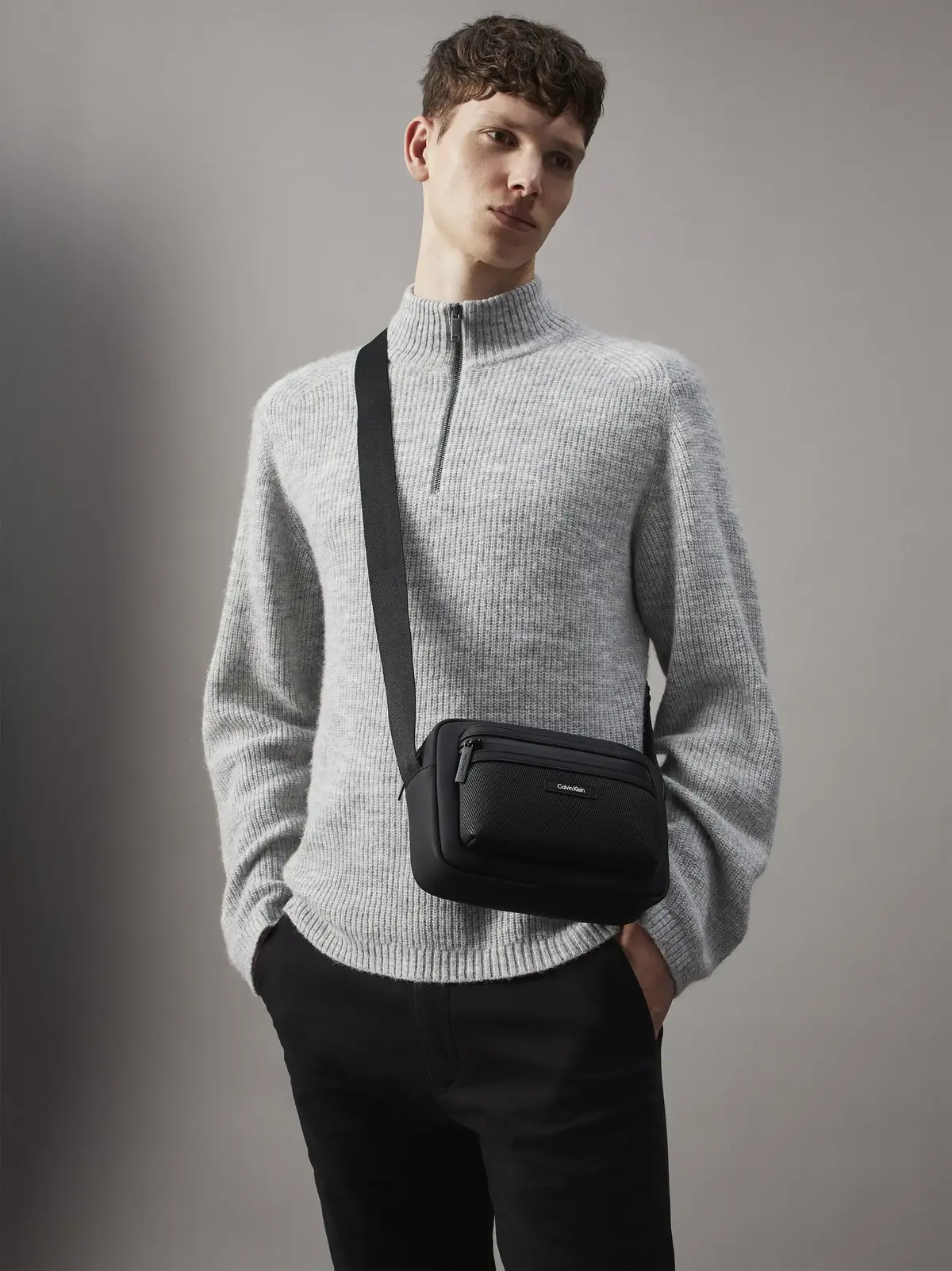 Calvin Klein CK ESSENTIAL CAMERA, BEH Siyah Erkek Çanta