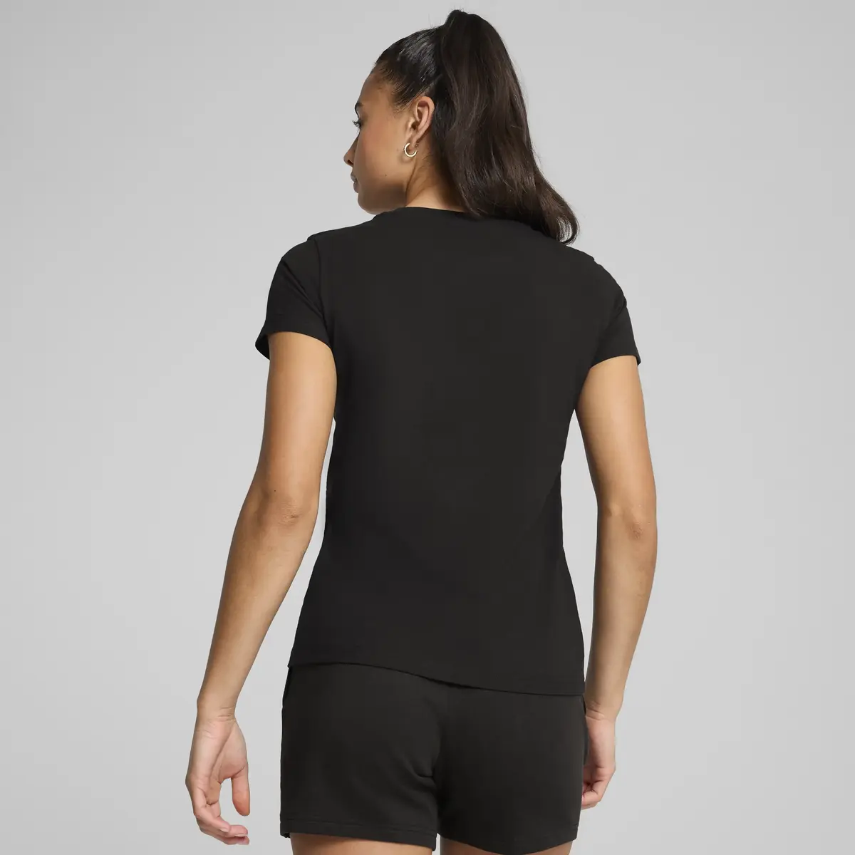 Puma ESS ELEVATED Tee Siyah Kadın T-Shirt