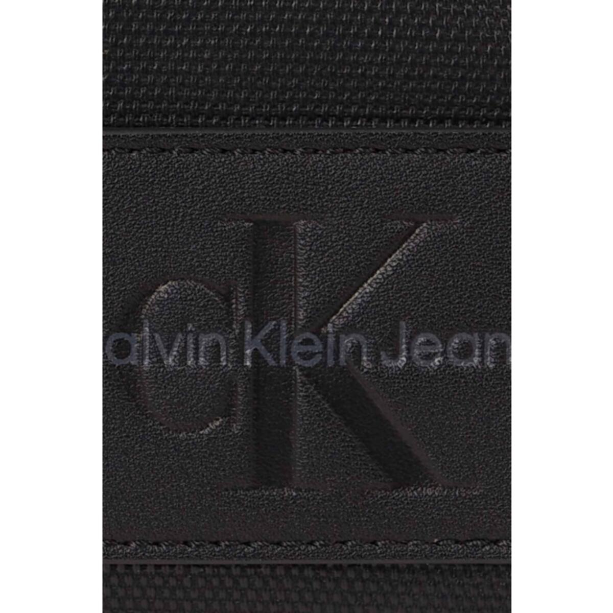 Calvin Klein COATED SQ CAMERA BAG, BEH Siyah Erkek Çapraz Çanta