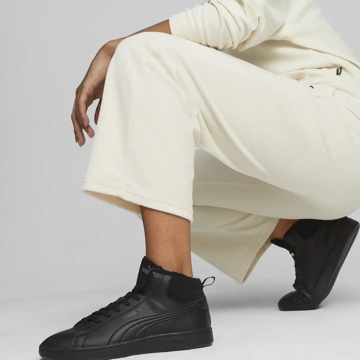 Puma ESS ELEVATED Straight Pants Bej Kadın Eşofman Altı