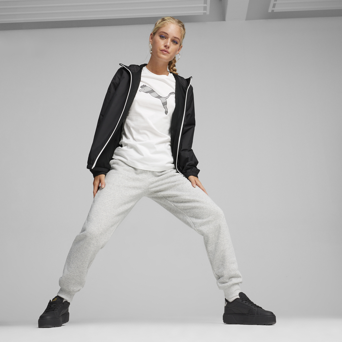 Puma ESS Solid Windbreaker Siyah Kadın Ceket