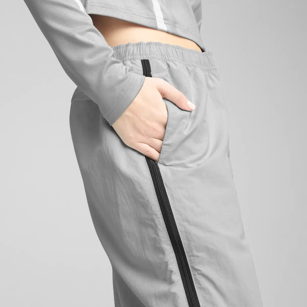 PUMA DARE TO Relaxed Pants Gri Kadın Eşofman Altı