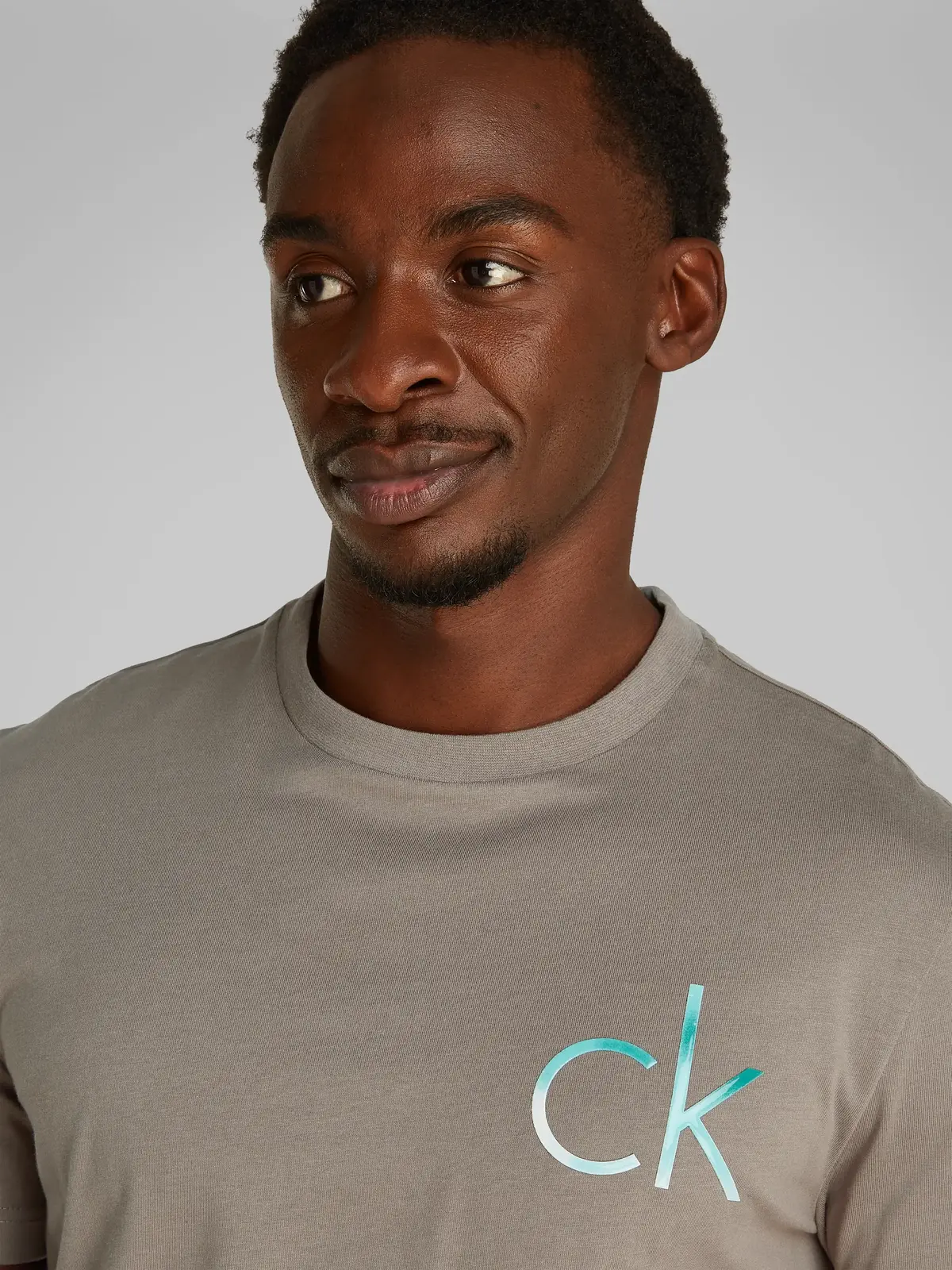 Calvin Klein CK CHEST LOGO Gri Erkek Tişört