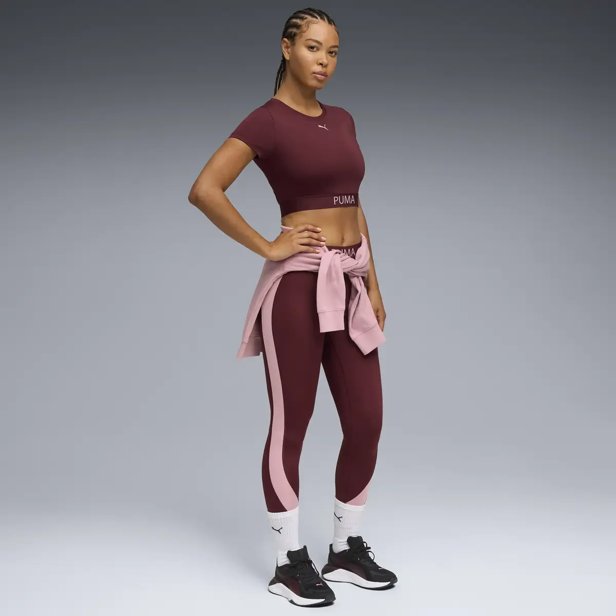 Puma W PUMA STRONG TEE - SHORT Bordo Kadın Kısa T-Shirt