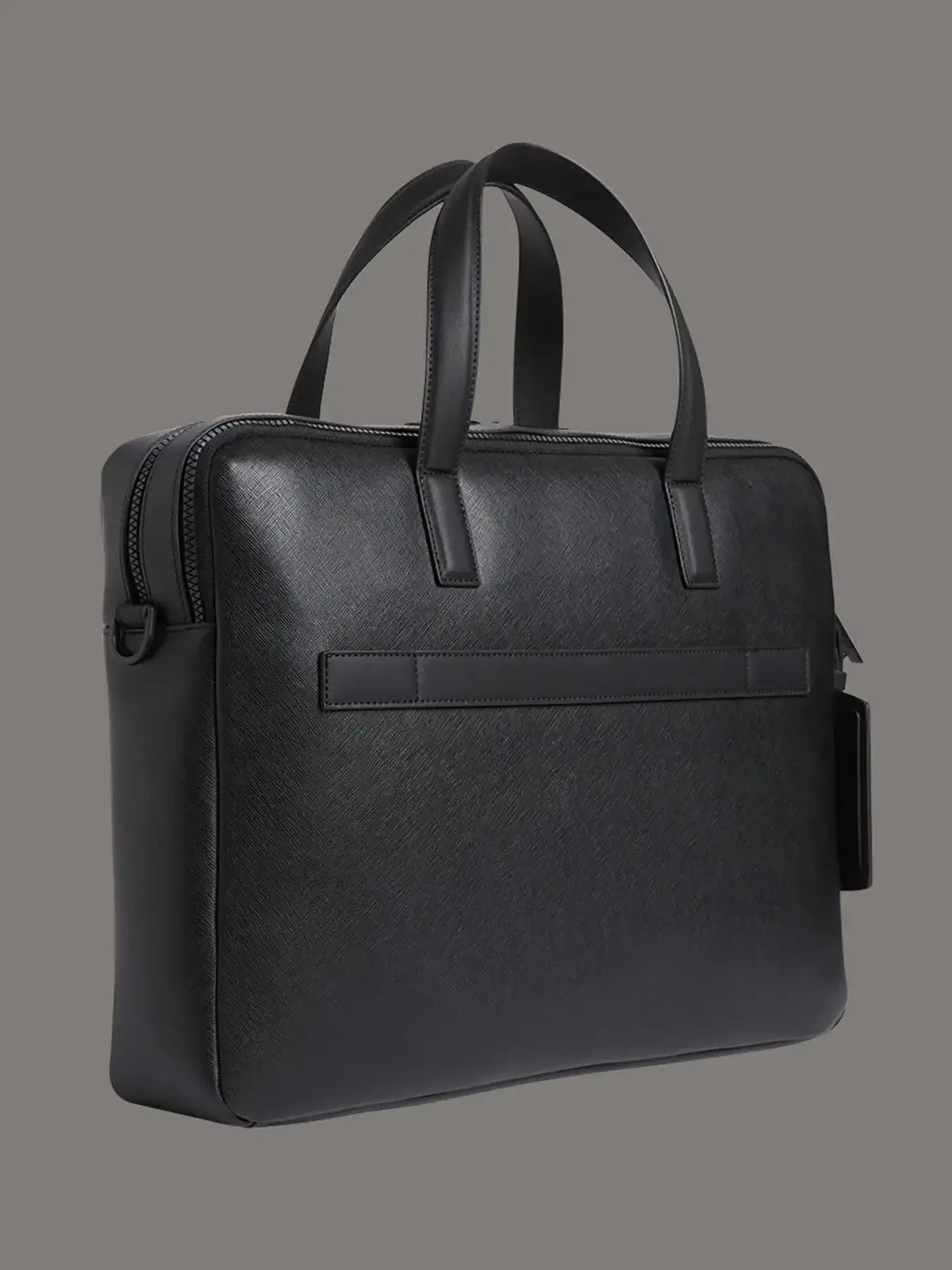 Calvin Klein CK MUST LAPTOP BAG Siyah Erkek El Çantası Calvin Klein CK MUST LAPTOP BAG Siyah Erkek El Çantası