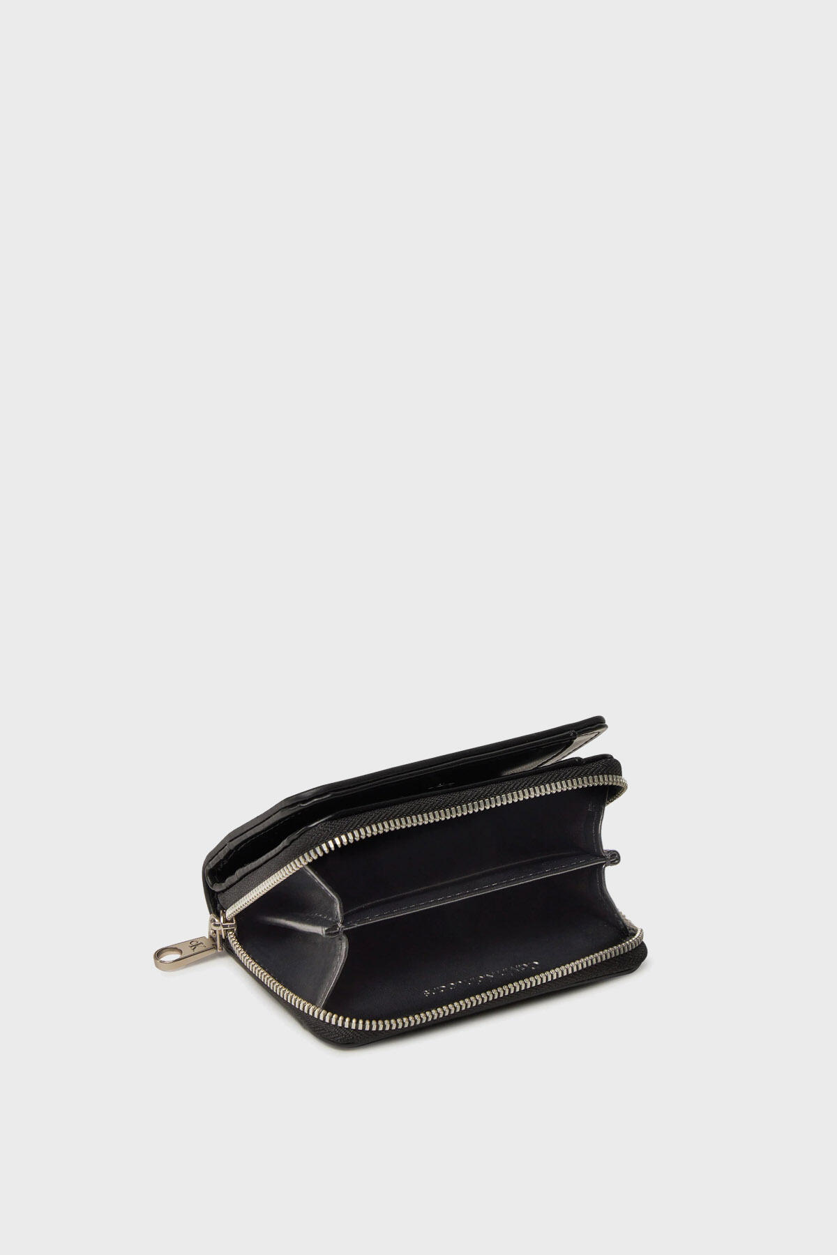 Calvin Klein SCULPTED MED ZIP AROUND WALLET Siyah Kadın Cüzdan