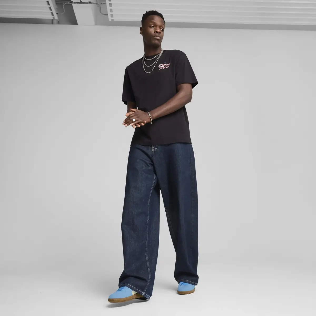 PUMA GRAPHICS Moto Relaxed Tee Siyah Erkek T-Shirt