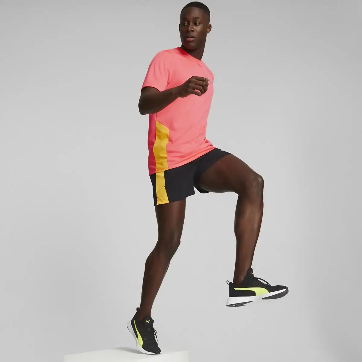 Puma Run Fav Ss Tee Pembe Erkek Koşu Ve Performans T-Shirt