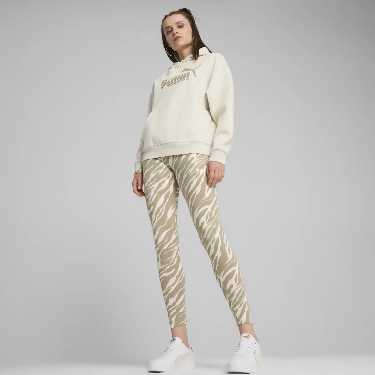 Puma ESS+ ANIMAL Hoodie FL Kadın Sweatshirt
