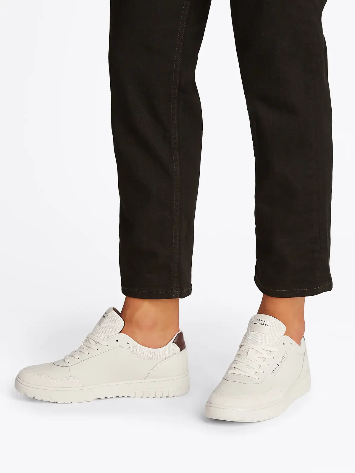 Tommy Hilfiger TH BASKET CORE LTH M Bej Erkek Spor Ayakkabı & Sneaker